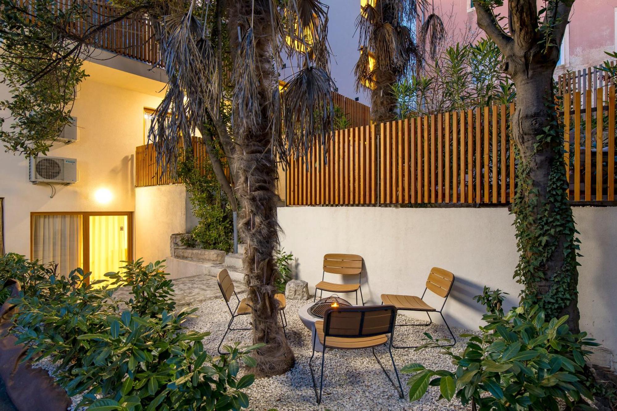Pula Residence Rooms And Apartments Old City Center Exterior foto