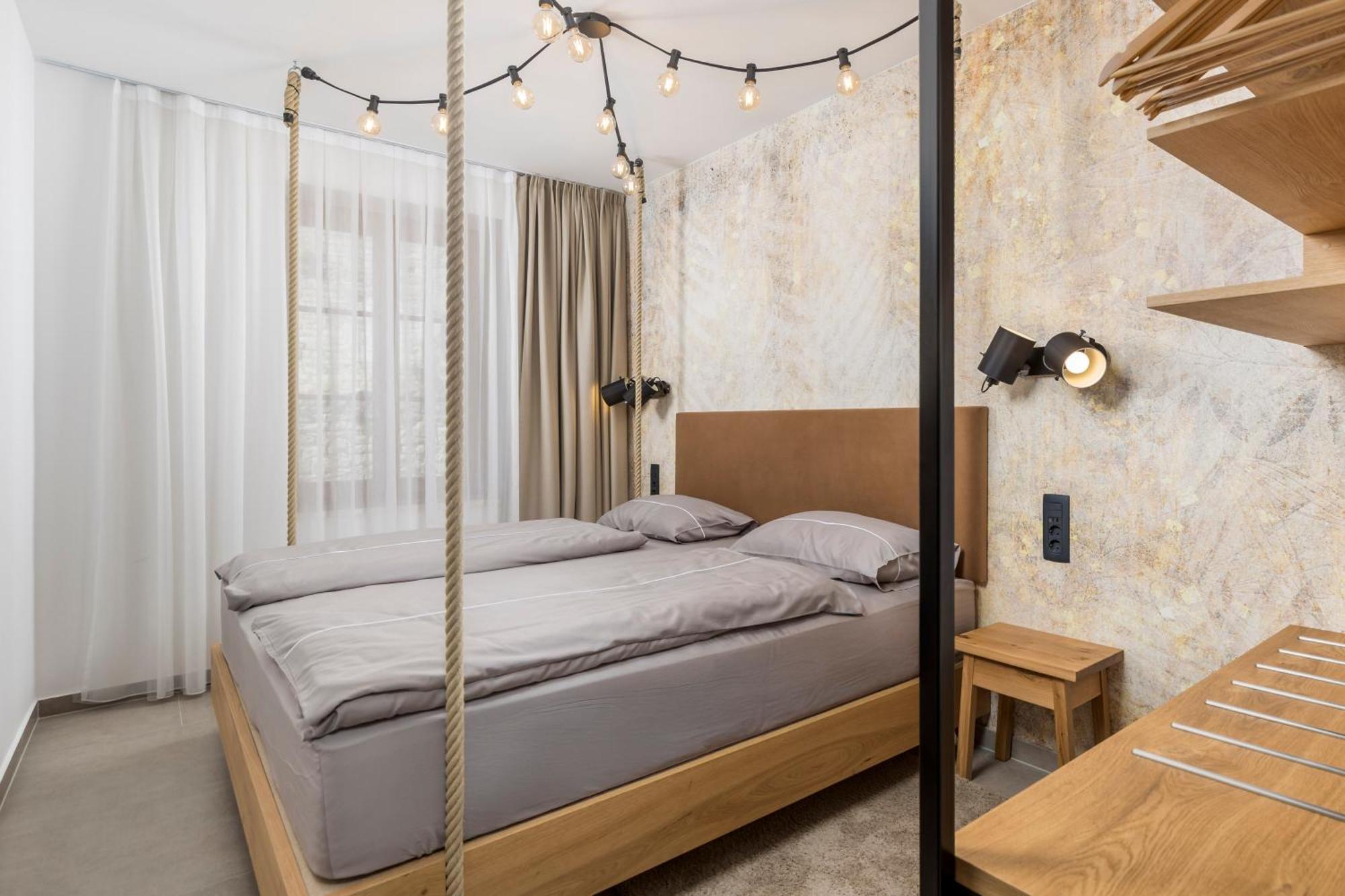 Pula Residence Rooms And Apartments Old City Center Exterior foto