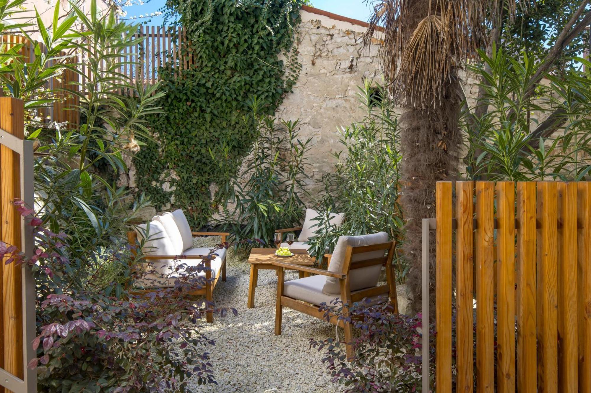 Pula Residence Rooms And Apartments Old City Center Exterior foto