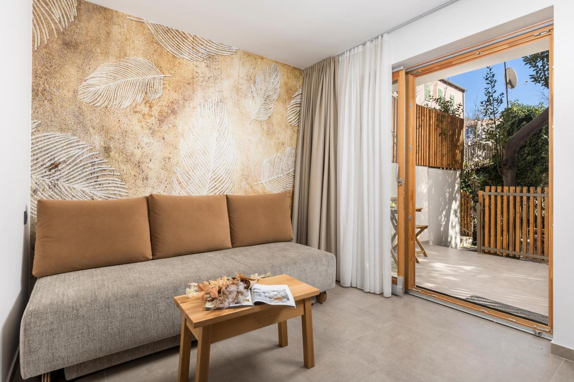 Pula Residence Rooms And Apartments Old City Center Exterior foto